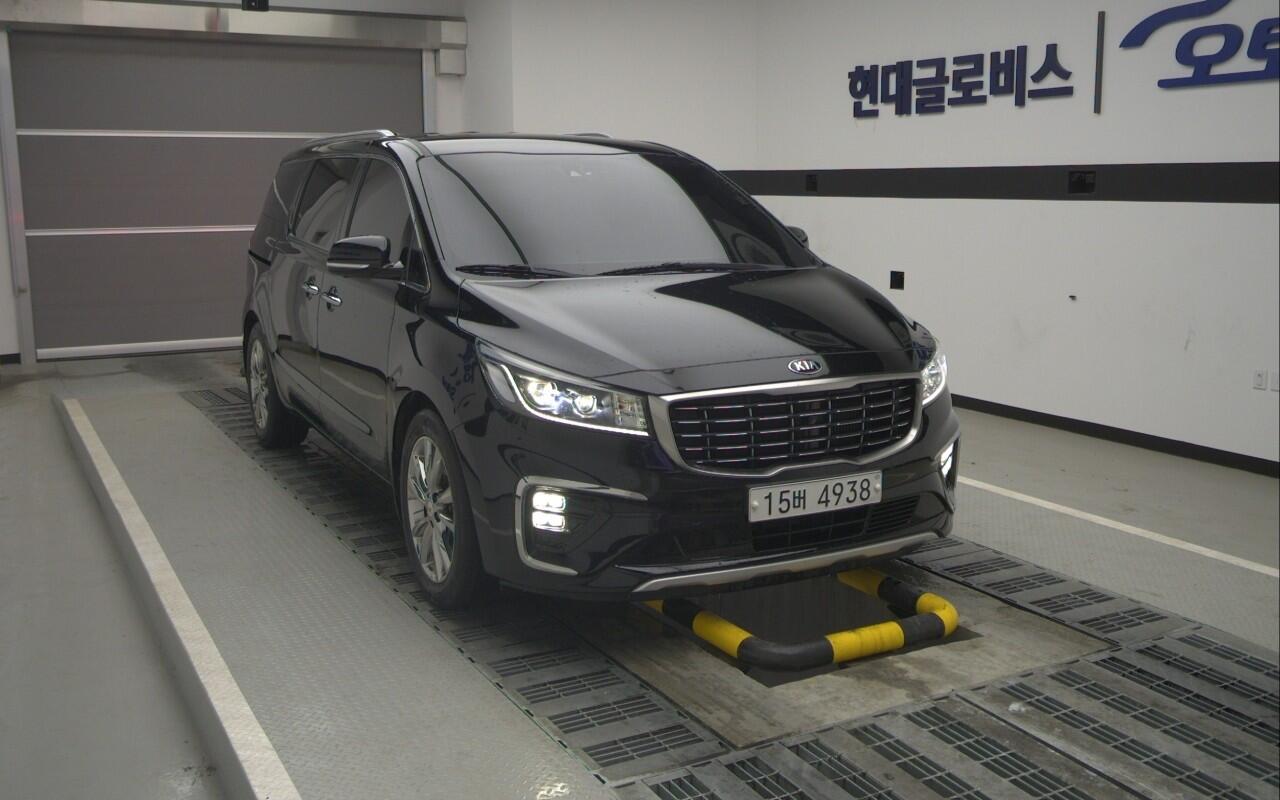 Kia Carnival (2018)