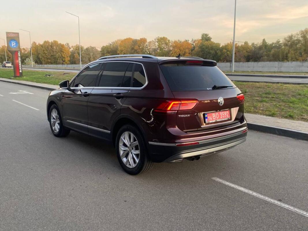 Volkswagen Tiguan (2018)