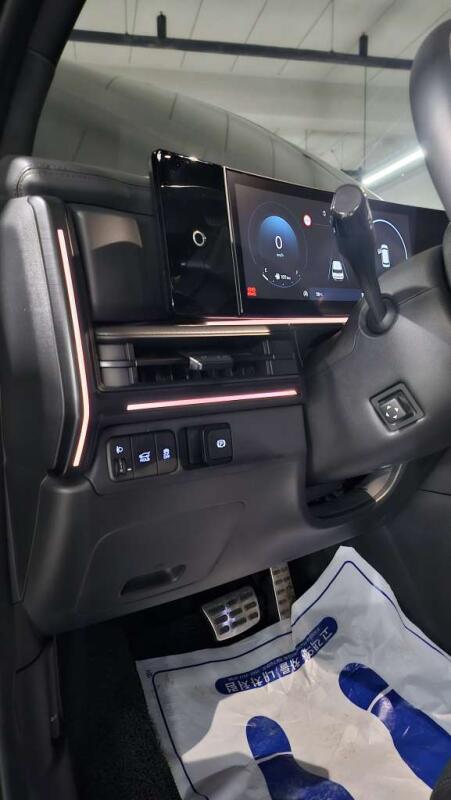 Hyundai SantaFe (2024)