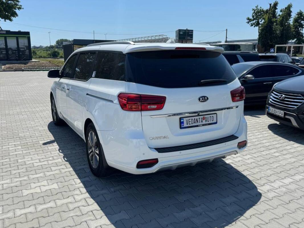 Kia Carnival (2019)