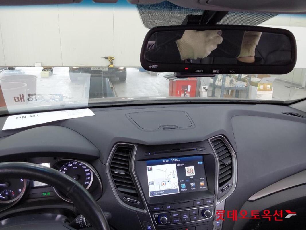 Hyundai SantaFe (2017)