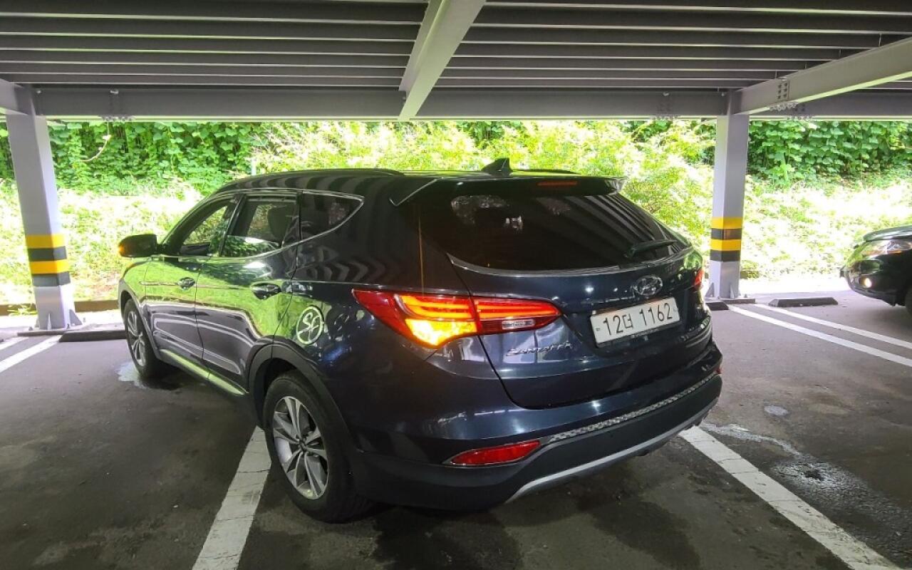 Hyundai SantaFe (2015)