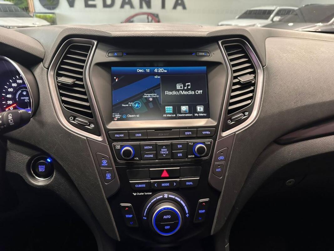 Hyundai SantaFe (2015)