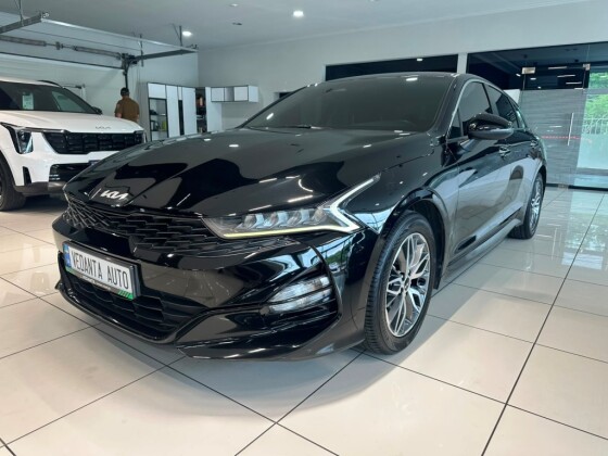 Kia K5 (2021)