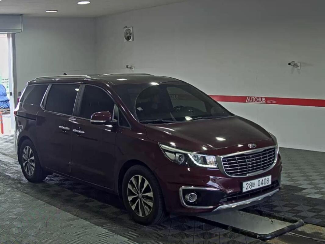 Kia Carnival (2016)