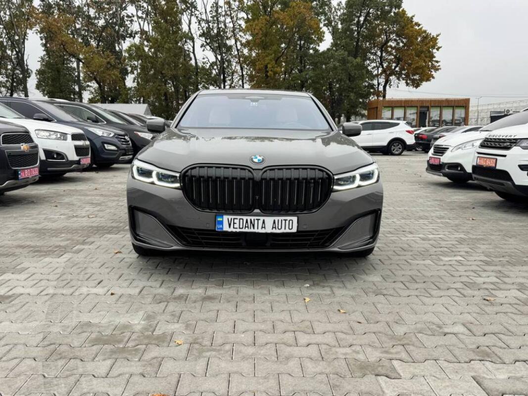 BMW 750Ld (2020)