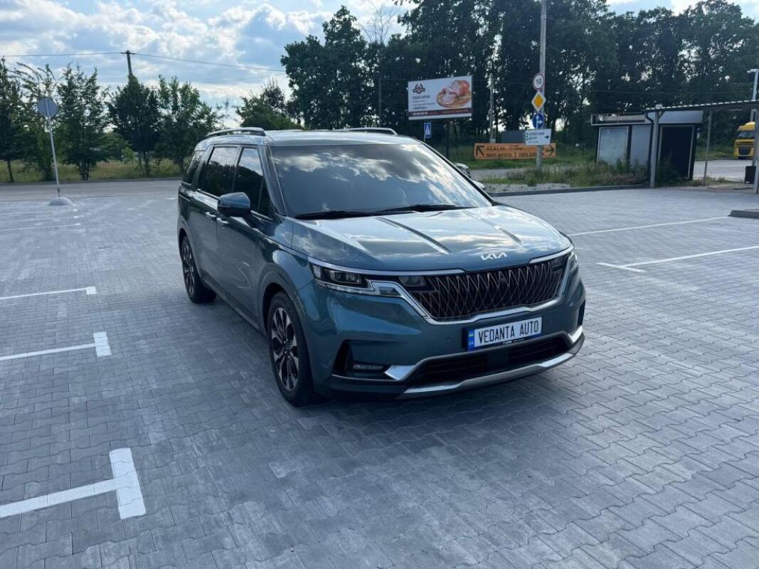 Kia Carnival (2021)