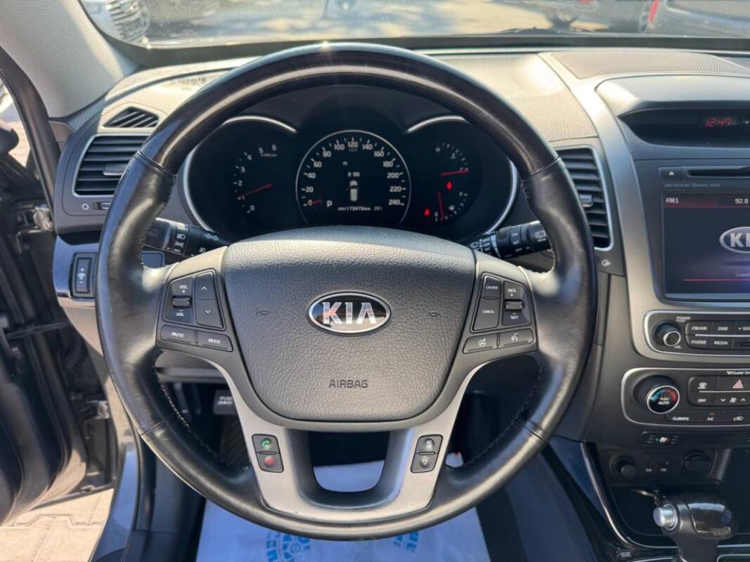 Kia Sorento (2012)
