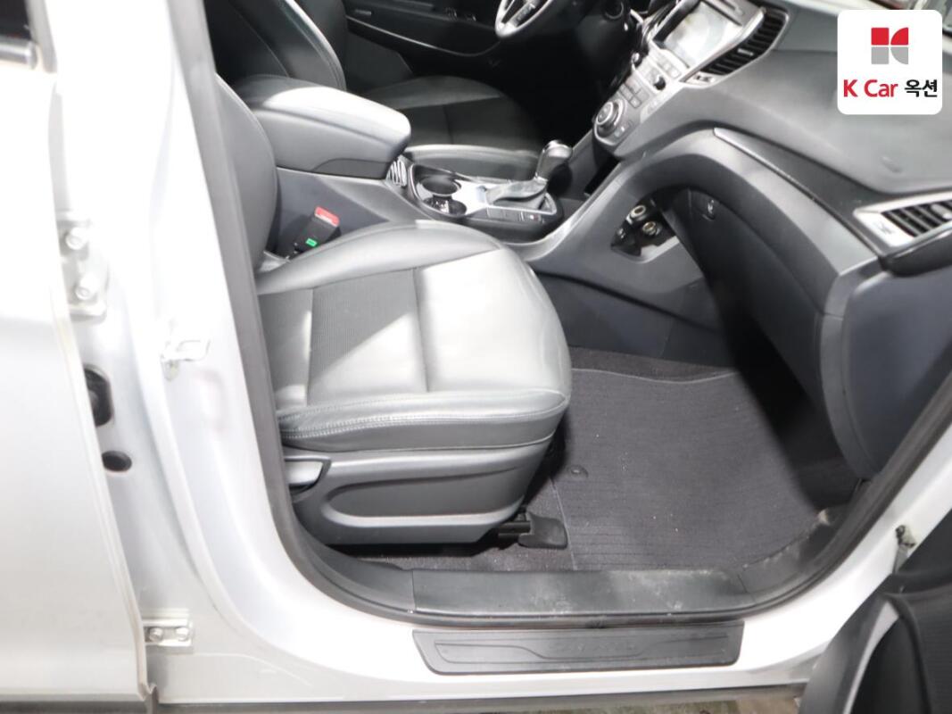 Hyundai Santa Fe (2017)