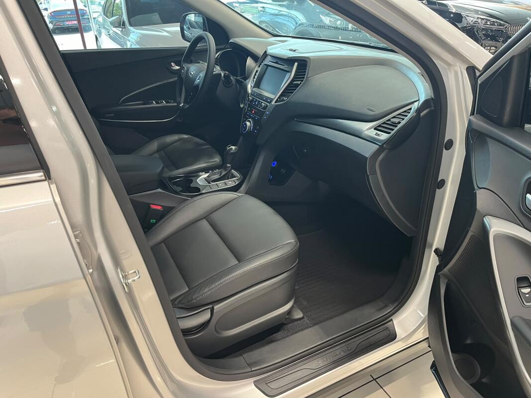 Hyundai SantaFe (2017)