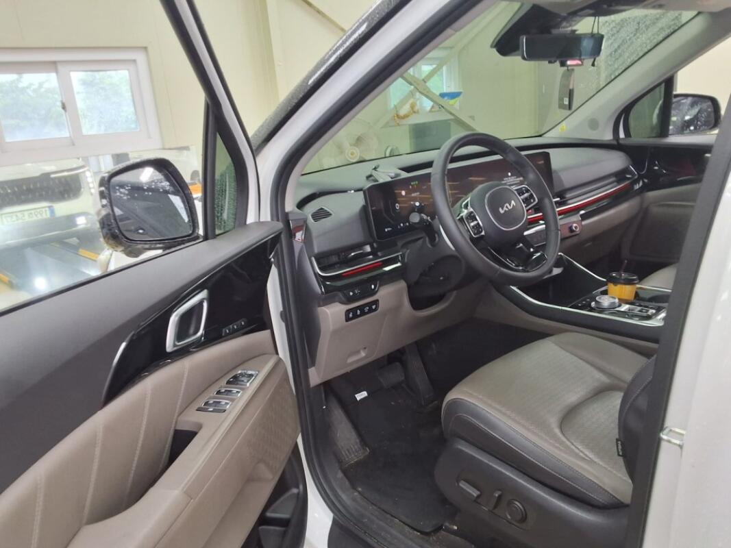 Kia Carnival (2024)