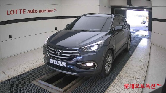 Hyundai SantaFe (2015)