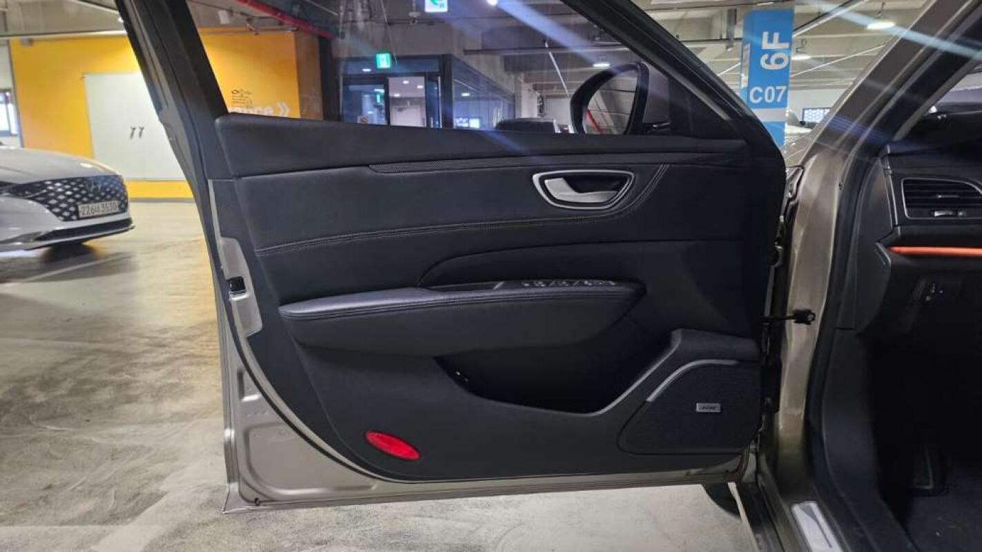 Renault Samsung SM6 (2016)