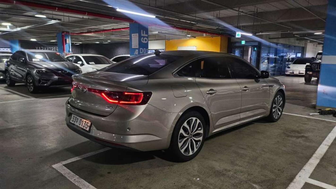 Renault Samsung SM6 (2016)