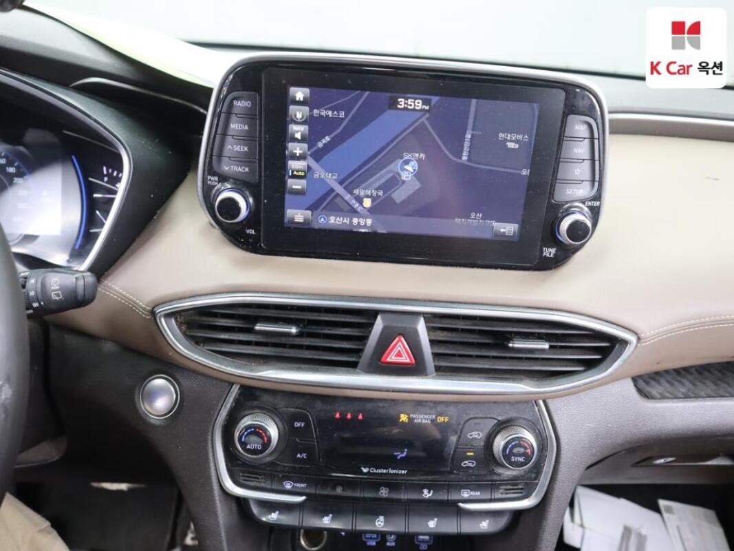 Hyundai SantaFe (2018)