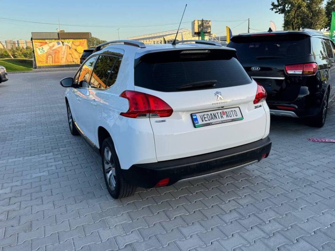 Peugeot 2008 (2015)
