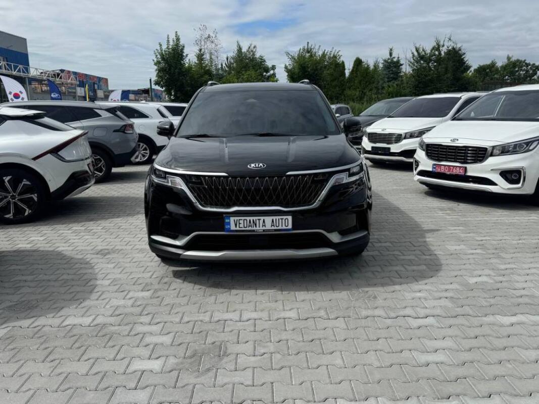 Kia Carnival (2021)