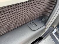 Chevrolet	Captiva (2015)