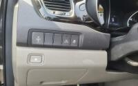 Kia Carnival (2015)