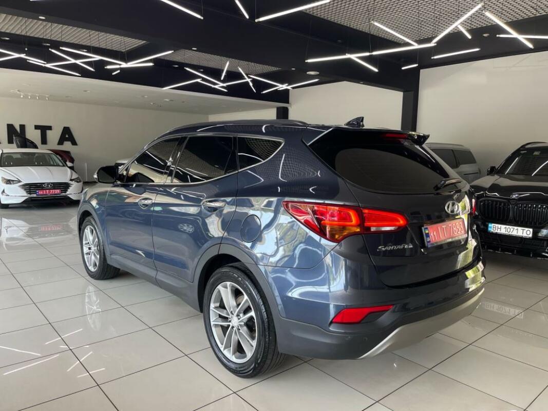 Hyundai SantaFe (2017)