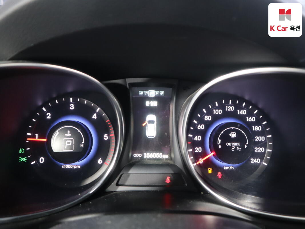 Hyundai SantaFe (2014) Hyundai SantaFe (2014)