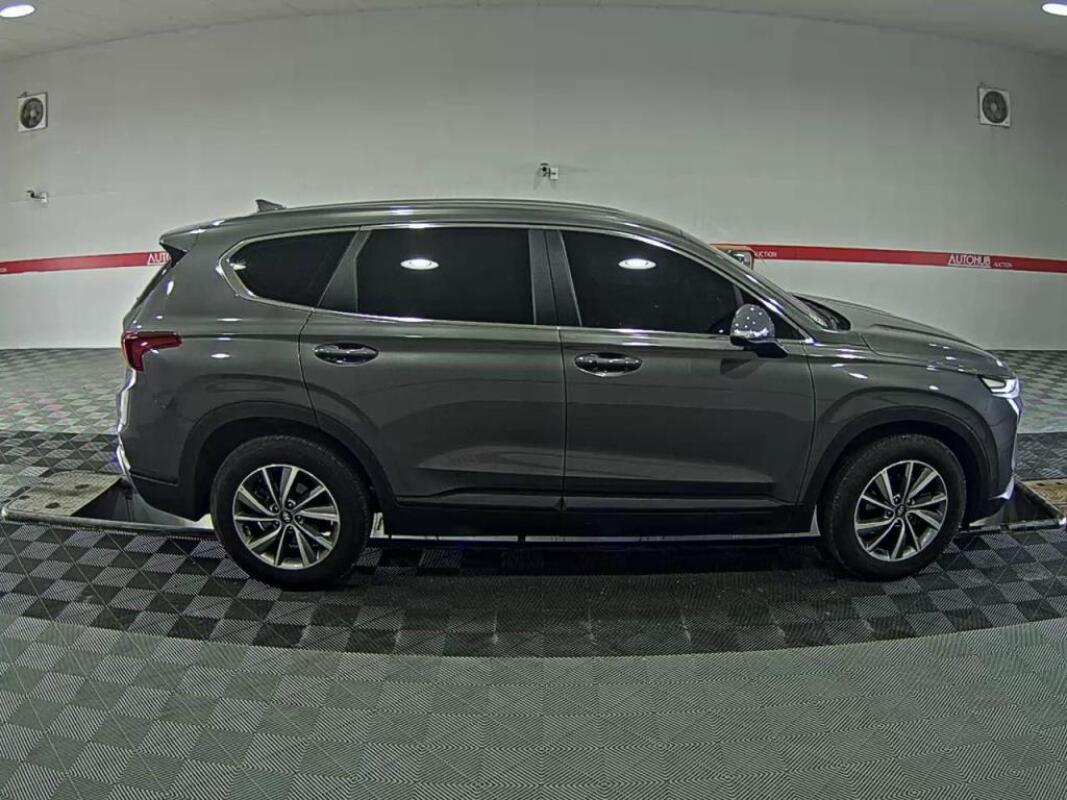 Hyundai SantaFe (2019)