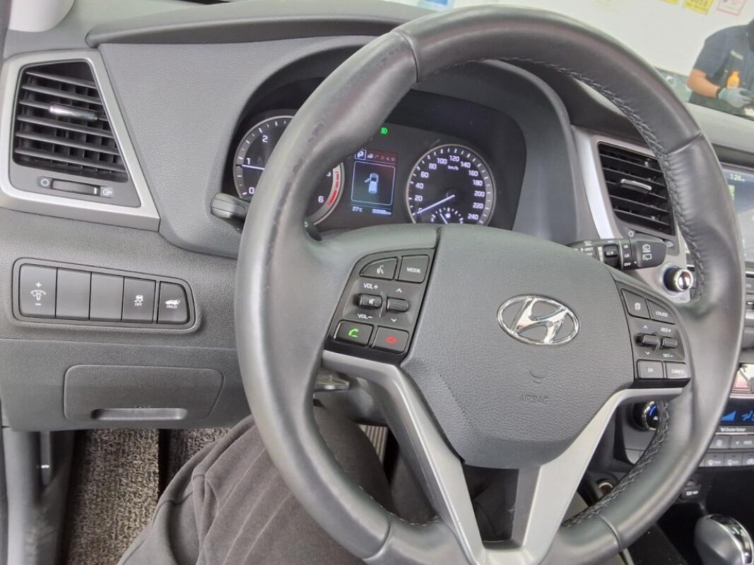 Hyundai Tucson (2016)