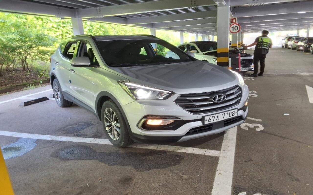 Hyundai SantaFe (2017)