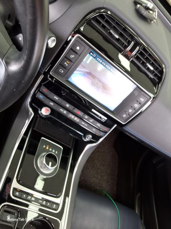 Jaguar XE (2016)