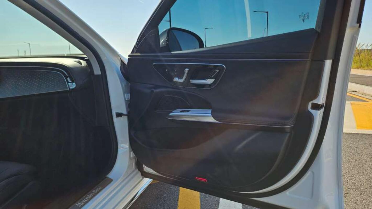 Mercedes E220d (2024) Mercedes E220d (2024)