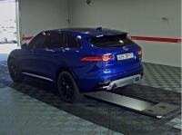 Jaguar F-PACE (2017)