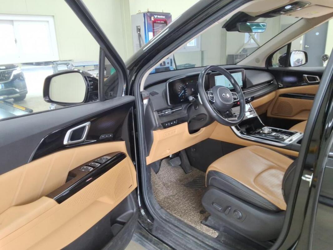 Kia Carnival (2020)