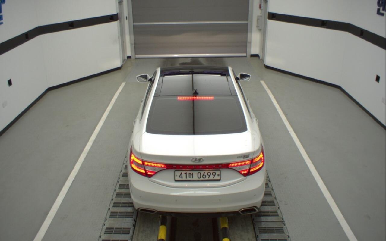 Hyundai Grandeur (2015)