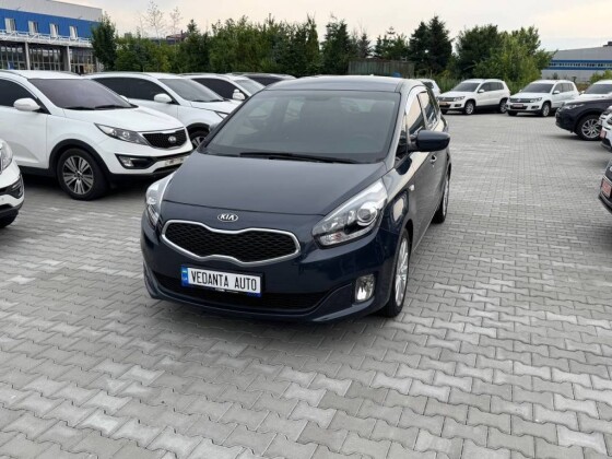 Kia Carens (2013)