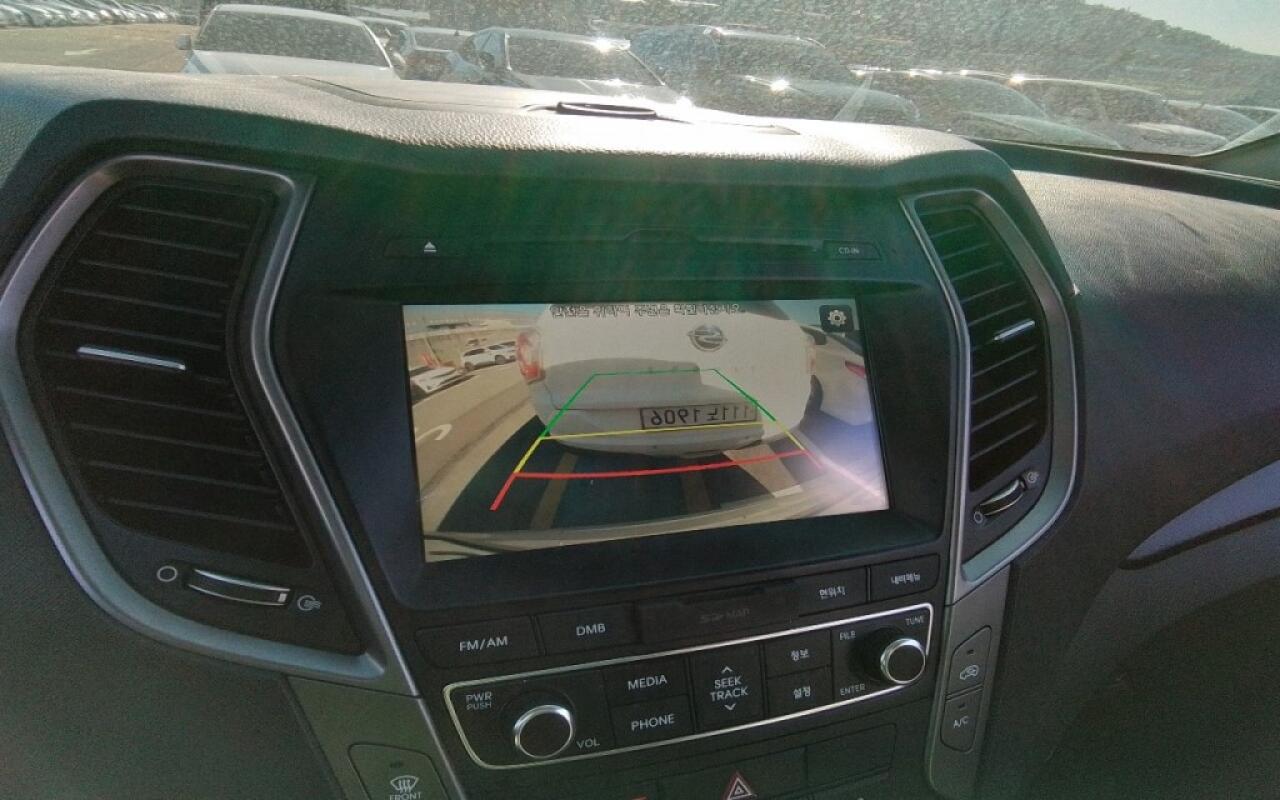 Hyundai SantaFe (2015)