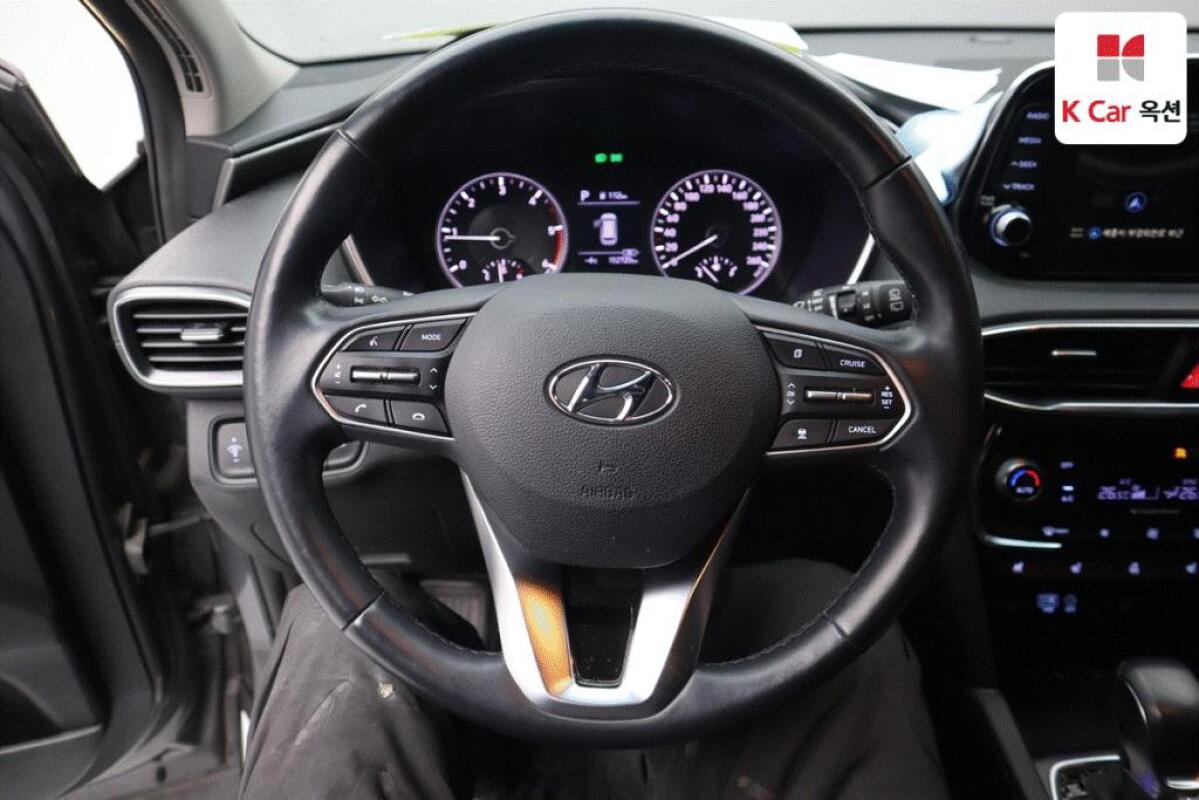 Hyundai SantaFe (2018)