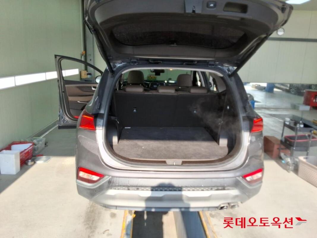 Hyundai SantaFe (2019)