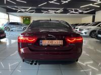 Jaguar XE (2016)