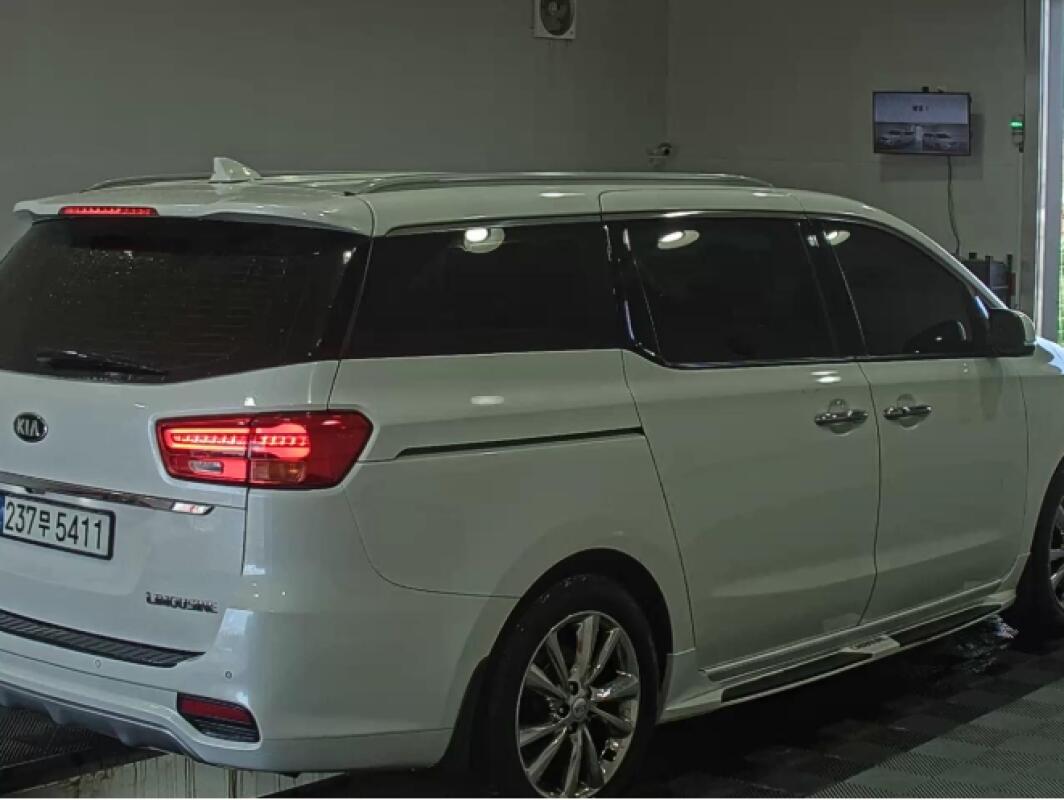 Kia Carnival (2020)