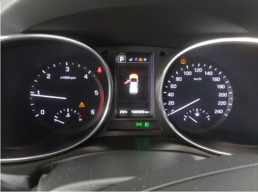 Hyundai SantaFe (2016)