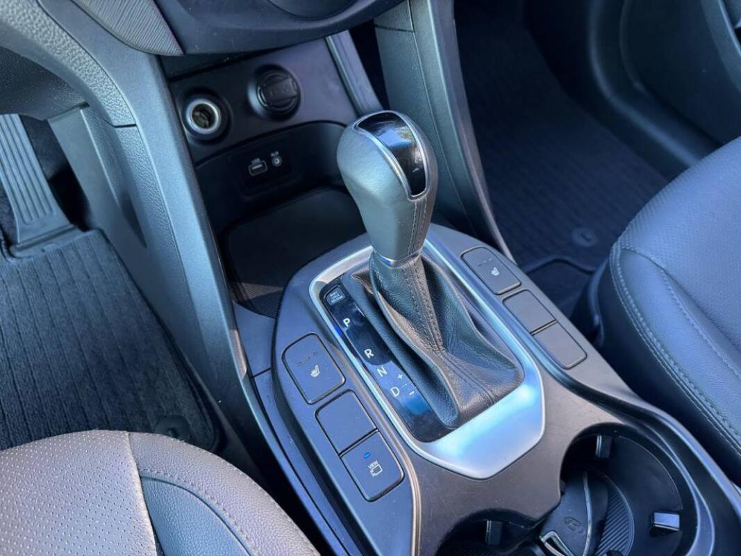 Hyundai SantaFe (2015)