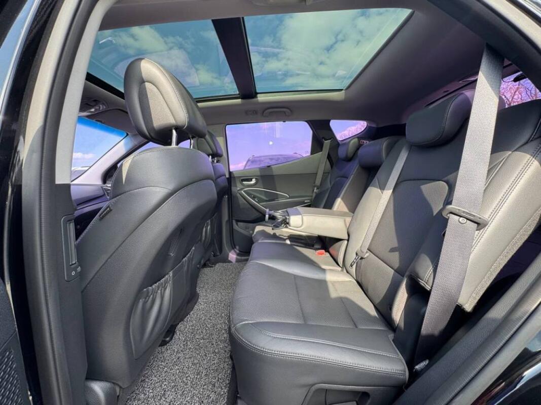 Hyundai SantaFe (2015)