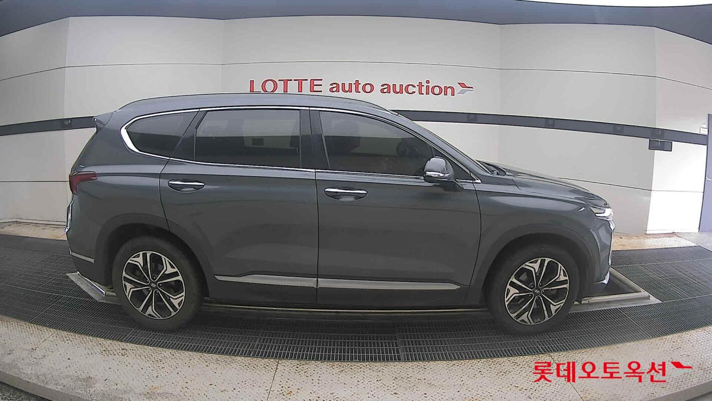 Hyundai Santa Fe (2019)
