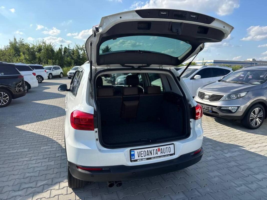 Volkswagen Tiguan (2014)