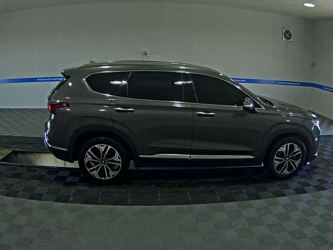 Hyundai Santa Fe (2019)