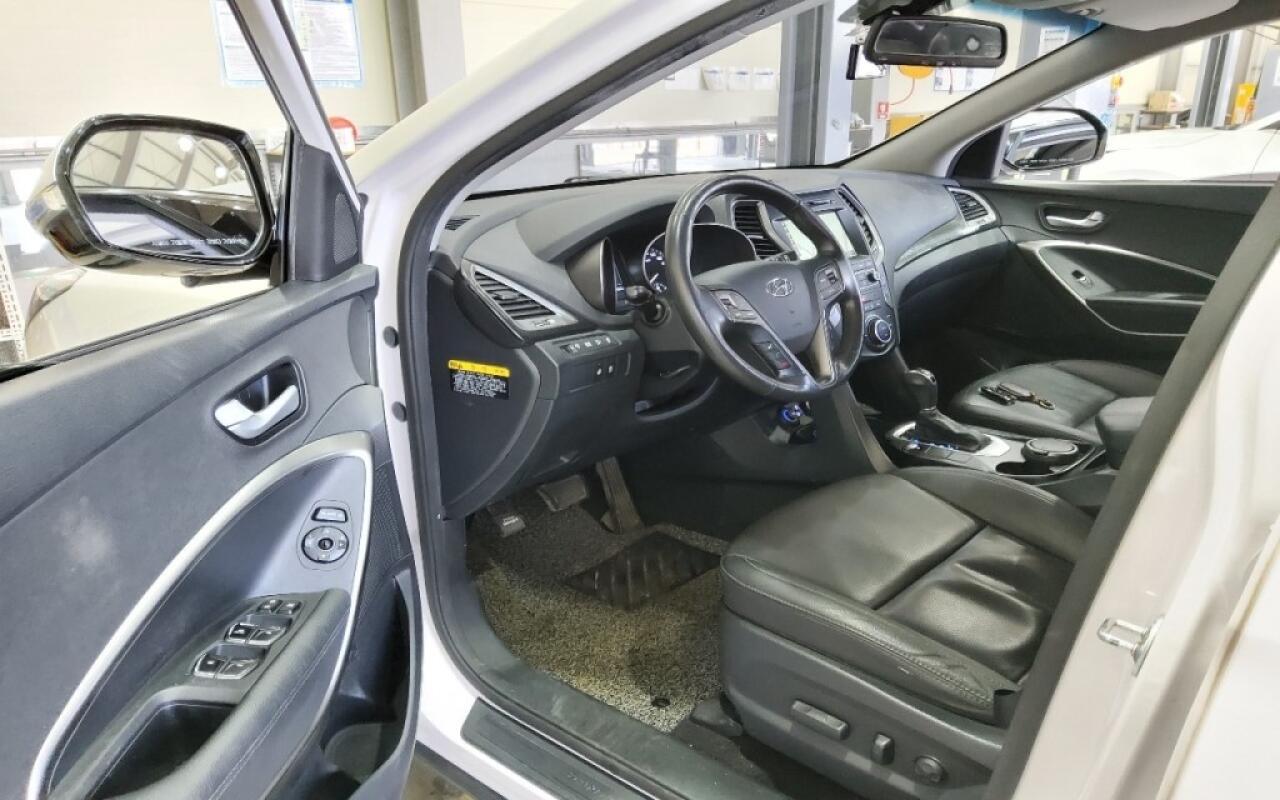 Hyundai SantaFe (2016)