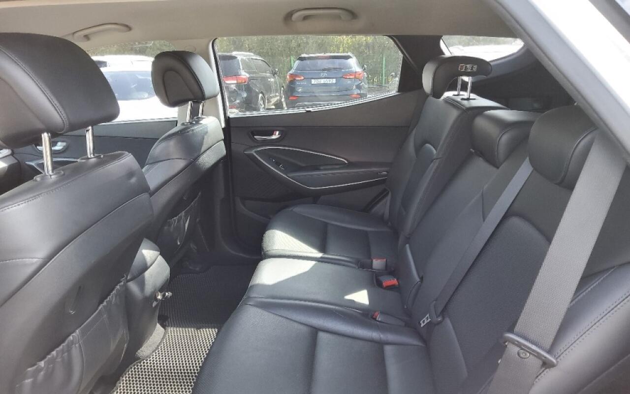 Hyundai SantaFe (2015)