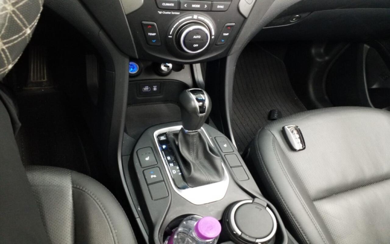 Hyundai SantaFe (2016)