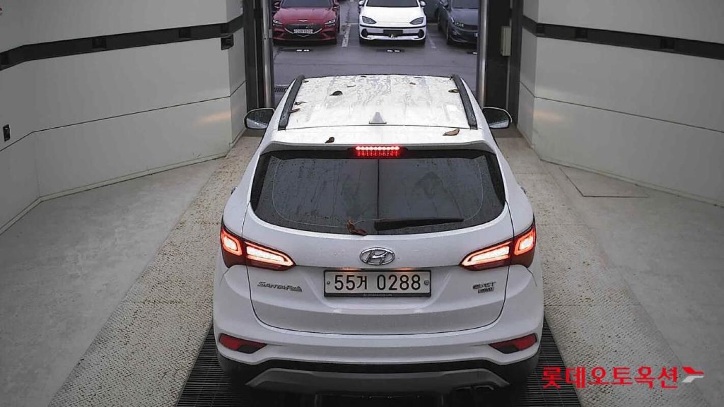 Hyundai SantaFe (2015)