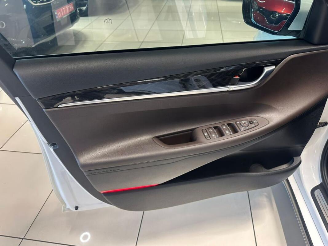 Hyundai Grandeur (2017)